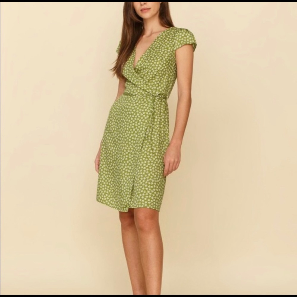 COPY - Reformation Zena Wrap Dress Ditzy Floral Size Small